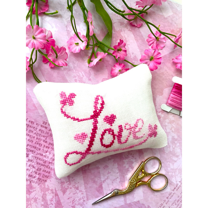 Love cushion new 3.jpg
