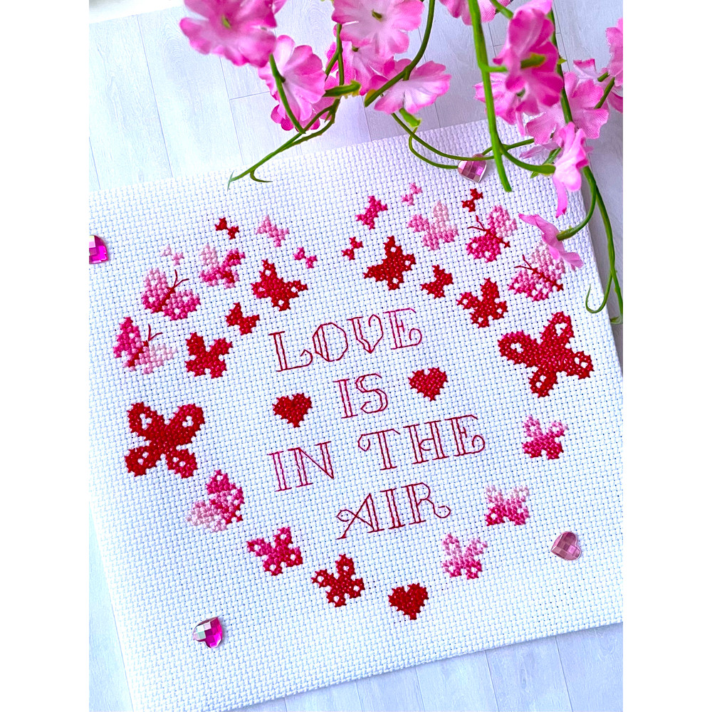 Love in the Air ready 1.jpg