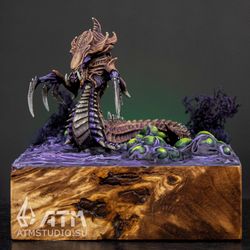 Alpha-predator Zerg Hydralisk from StarCraft painted metal miniature figure