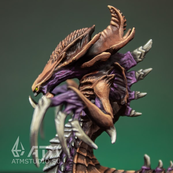 Zerg Hydralisk from StarCraft metal miniature hand paint | Inspire Uplift