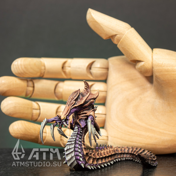 StarCraft Hydralisk painted metal miniature figure collector's edition (19).jpg