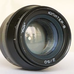 Jupiter-8 2/50 black lens for rangefinder camera M39 LSM mount USSR KMZ
