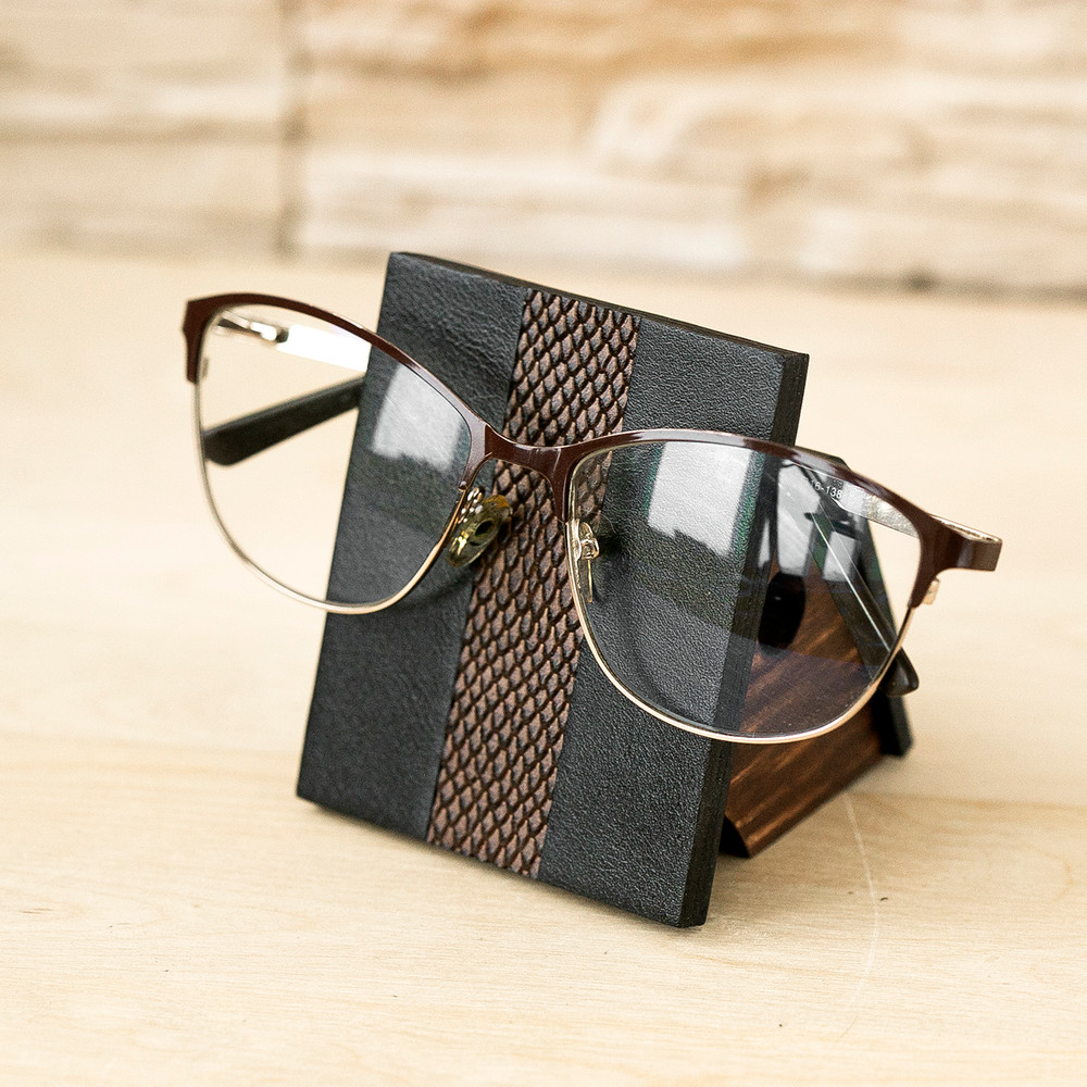Glasses_Stand1.jpg