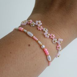 Cute pink and moonlight bracelet Floral handmade bracelet Flower beaded jewellery Daisy bracelets set Gift for her