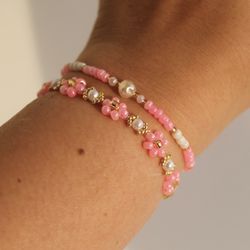 Pink and pearl cute bracelet Rose beaded bracelets set Pink jewellery Aesthetic Jewelry Dainty bracelet for her Gift