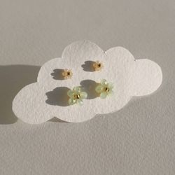 Trendy Green Mini Stud Earrings Collection Elegant Picks Stylish Flower Mini Stud Earrings Chic Green Stud Earrings