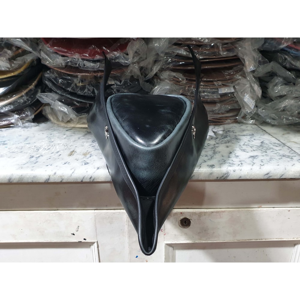 Bloodboren Hunters Distressed Black Leather Hat 4jpg