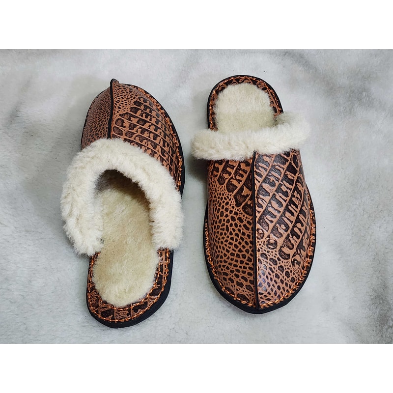 Shearling Crocodile Texture Leather Slippers 3