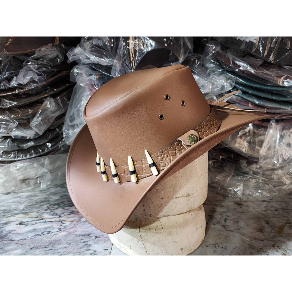 Bushman Style Leather Outback Hat 3