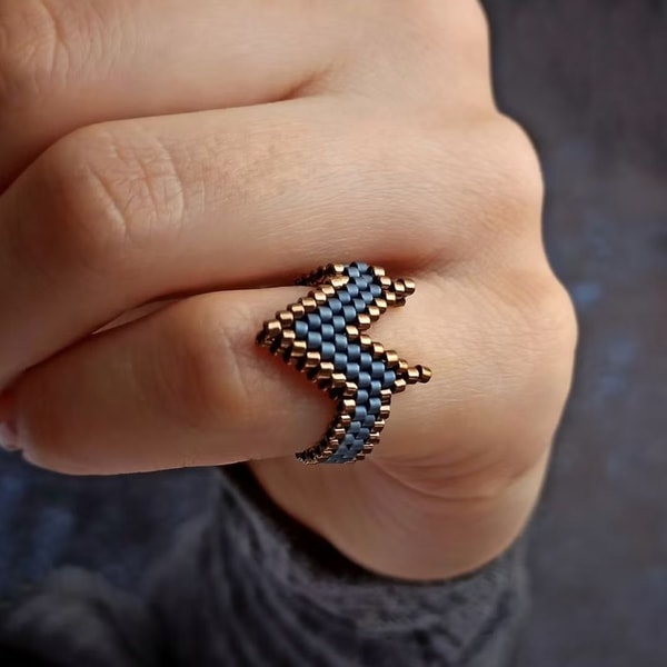 PDF Tutorial Bead Arrow RingWeave Bead Arrow Pattern Beading Inspire Uplift