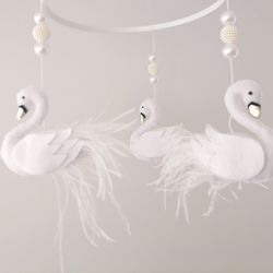 swan nursery mobile, felt feather princess swan mobile,baby shower gift ,handcrafted handmade baby shower ideas gift