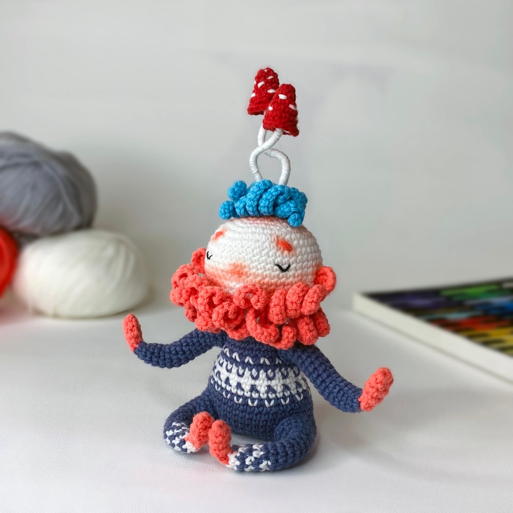 Bearded-male-crochet-doll-Amigurumi-meditating-man-beard-with-mushrooms-Unique-gift-02.jpg
