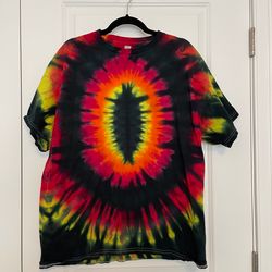 xl gildan tie-eye tee