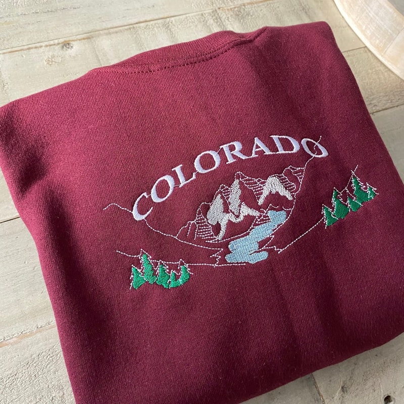 Colorado Mountain Vintage Embroidered Sweatshirt Inspired Crewneck Sweatshirt Christmas Xmas.jpg