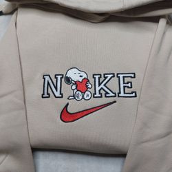 snoopy nike logo embroidered sweatshirt