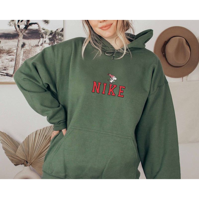 Snoopy Skiing Nike Logo Embroidered Sweatshirt Christmas Xmas.jpg