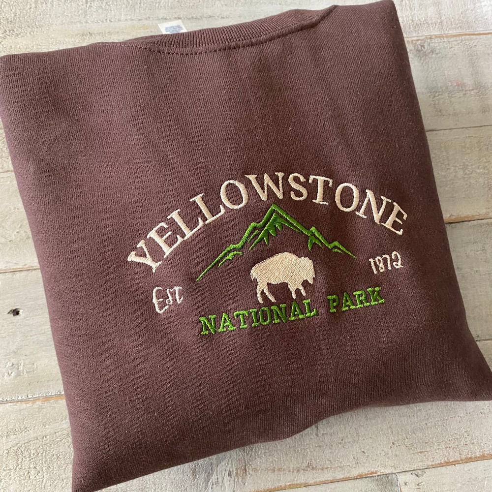 Yellowstone National Park Embroidered Sweatshirt Inspired Crewneck Sweatshirt Christmas Xmas.jpg