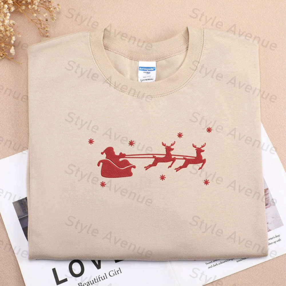 Christmas Embroidered Sweatshirt 2D Crewneck Sweatshirt For Men And Women 2.jpg