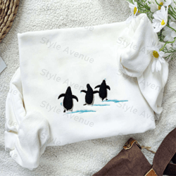 cute penguin embroidered sweatshirt 2d crewneck sweatshirtfor men and women
