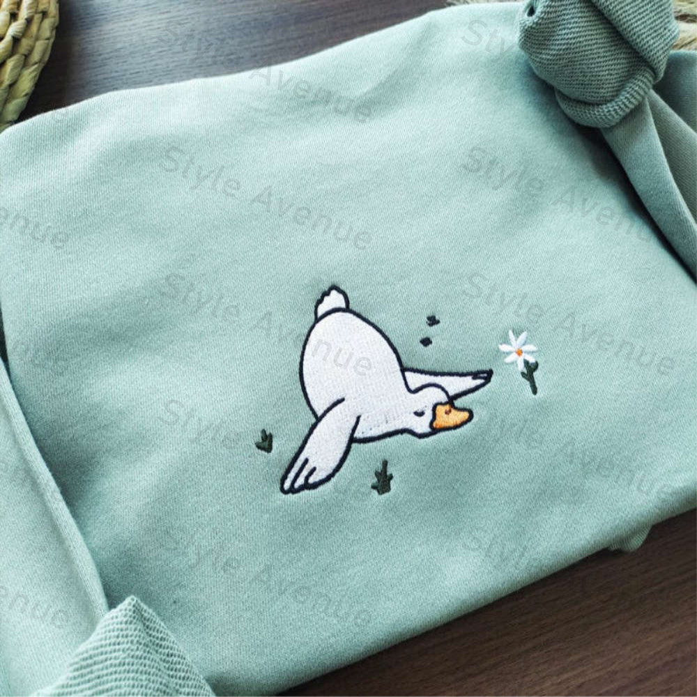 Duck And Daisy Embroidered Sweatshirt Crewneck Sweatshirt For Men Women.jpg