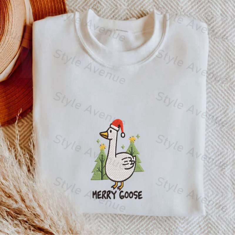 Embroidered Silly Goose Christmas Sweatshirt, Merry Goose Crewneck For Family.jpg