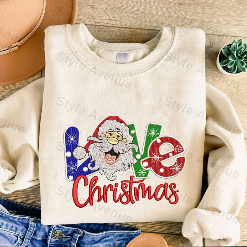Santa Christmas Embroidered Sweatshirt 2D Crewneck Sweatshirt Gift For Family.jpg