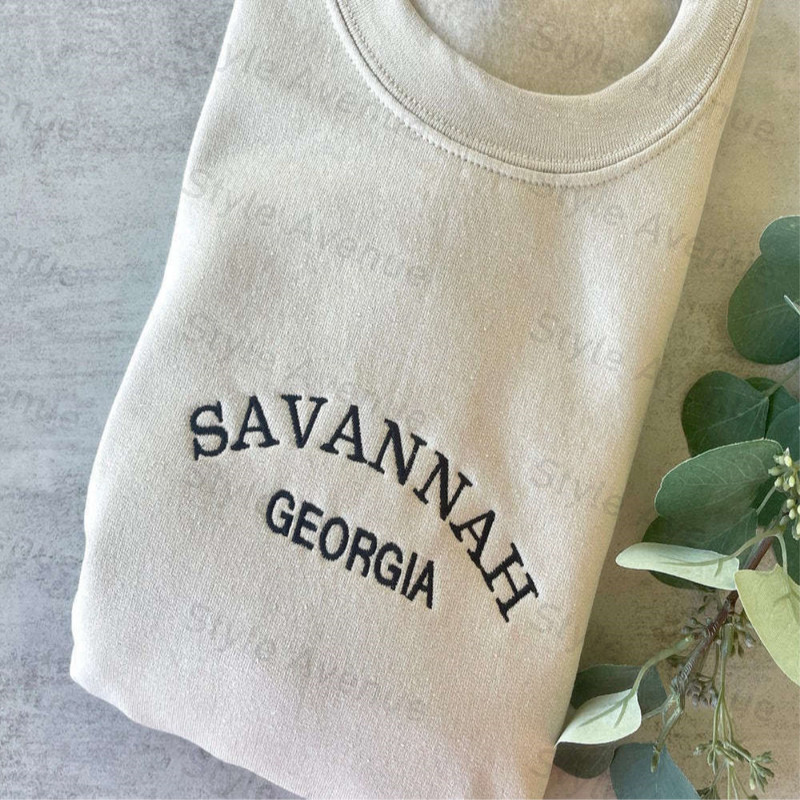 Savannah Georgia Embroidered Sweatshirt 2D Crewneck Sweatshirt Gift For Family.jpg