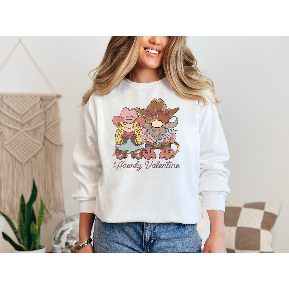 Couple Cowboy Howdy Valentine Sweatshirt, Western Valentine, Valentine's Day Sweatshirt, Western Couple Sweater, Happy Valentines Day Gift.jpg
