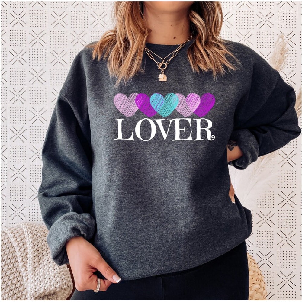 Lover Happy Valentine Day Shirt for Women Cute Valentine Sweatshirt Valentine Shirt Doodle Hearts Valentine Tshirt Womens Valentine Gift 1.jpg