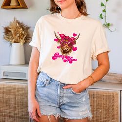 comfort colors groovy mama tshirt, highland cow valentine tshirt, valentines day shirt, cow lover, xoxo cow shirt, valen