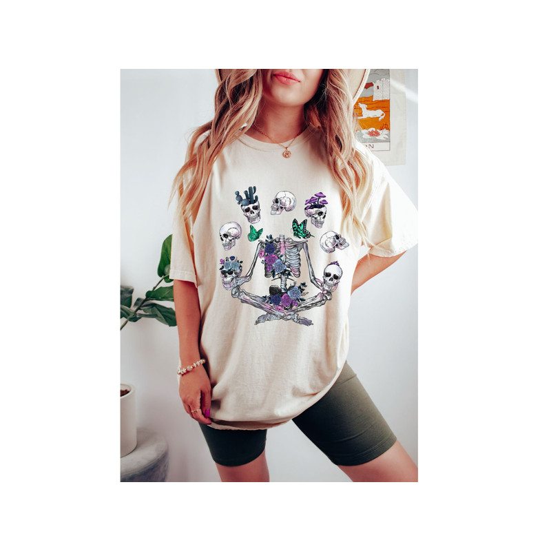 Comfort Colors,Skeleton With Skull ShirtDancing Skeleton ,FunnyHallowe.jpg