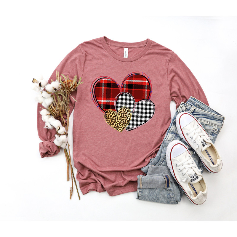 Valentine's Day Heart Sweatshirt,Leopard Love Heart Shirt,Valentines Day Shirts For Woman,Valentines Day Gift,Happy Valentine's Day Shirt.jpg
