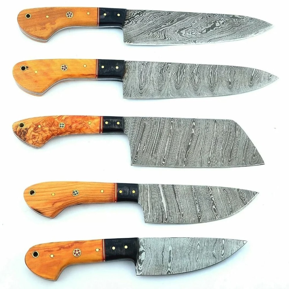 Custom Handmade Damascus Steel Kitchen Knife Set PrecisionCrafted Chef Knives Collection 1