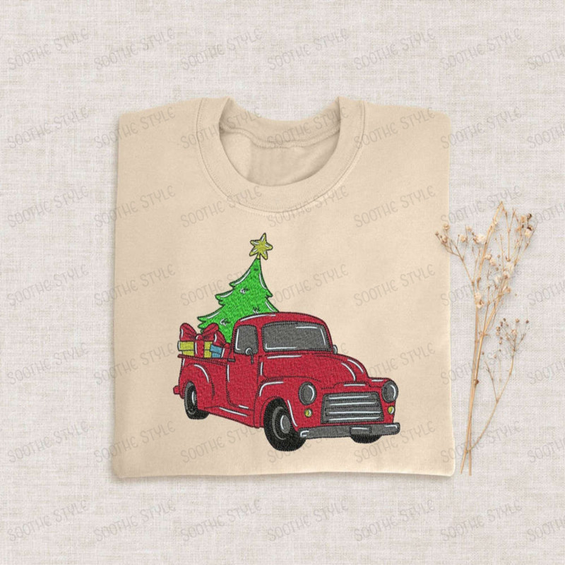 Christmas Embroidered Halloween Sweatshirt 2D Crewneck Sweatshirt For Men Women.jpg