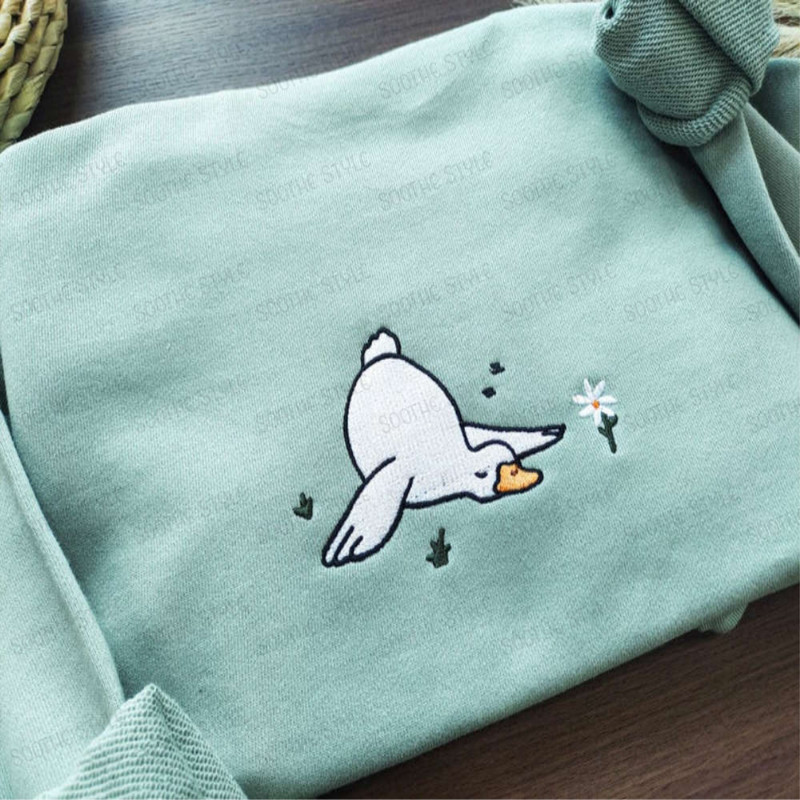 Duck And Daisy Embroidered Sweatshirt Crewneck Sweatshirt For Men Women.jpg