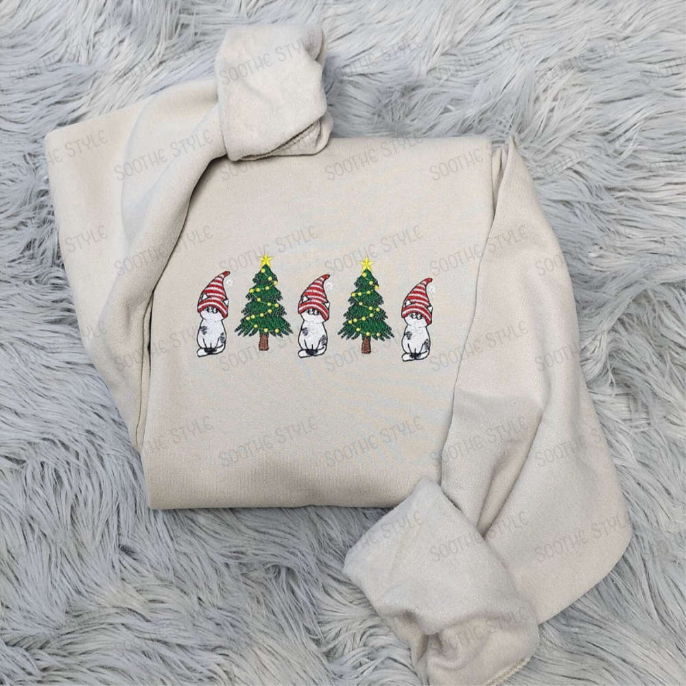 Embroidered Christmas Cute Cat Sweatshirt, Best Gift For Cat Lover.jpg