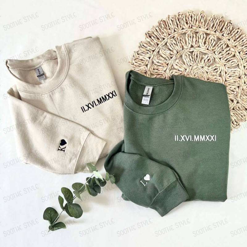 Embroidered Sweatshirt 2D Crewneck Sweatshirt Gift For Family.jpg
