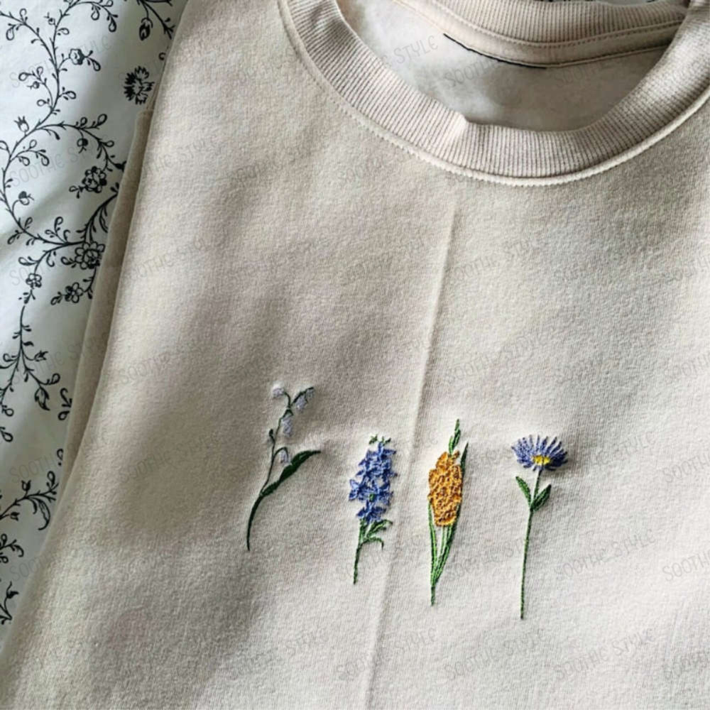 Flower Embroidered Sweatshirt Crewneck Sweatshirt For Women And Men.jpg
