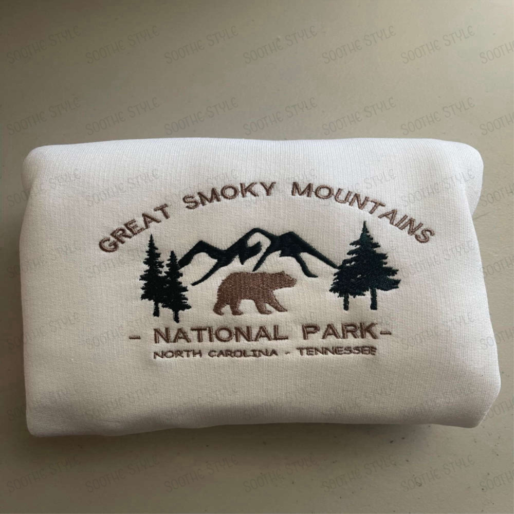Great Smoky Mountain Embroidered Sweater 2D Crewneck Sweatshirt For Family.jpg