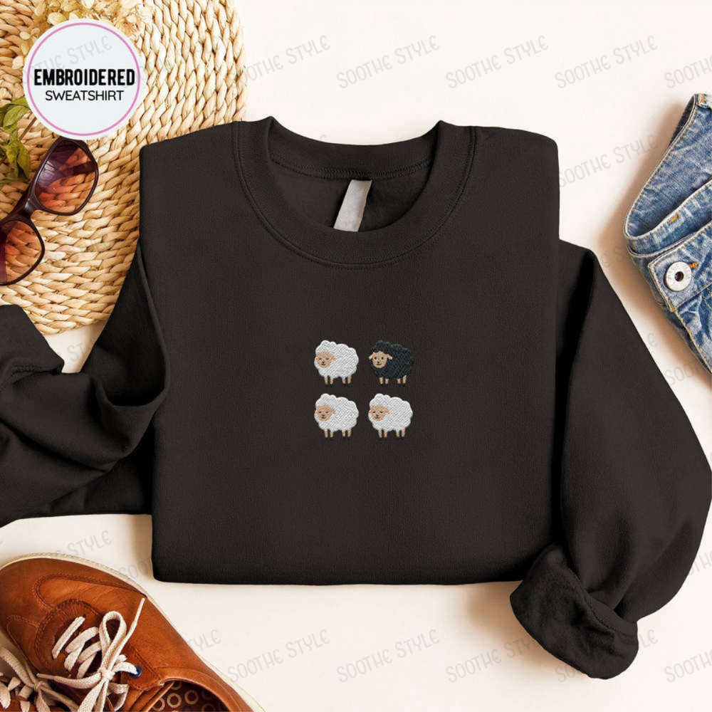 Sheep Embroidered Sweatshirt 2D Crewneck Sweatshirt For Women And Women.jpg