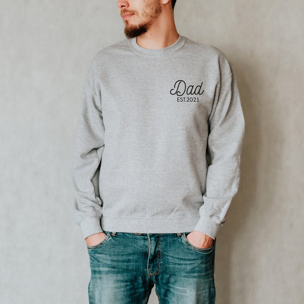 Dad shirt, dad sweatshirt, new dad gift, dad coming home outfit, new dad shirt, new dad sweatshirt, custom fathers day gift, fathers day.jpg