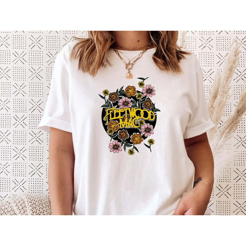 fleetwood mac tshirt, Fleetwood Mac shirt, Band Tee, Stevie Nicks, Fleetwood Mac, Rock Band Gift, flower shirt, Fleetwoo.jpg