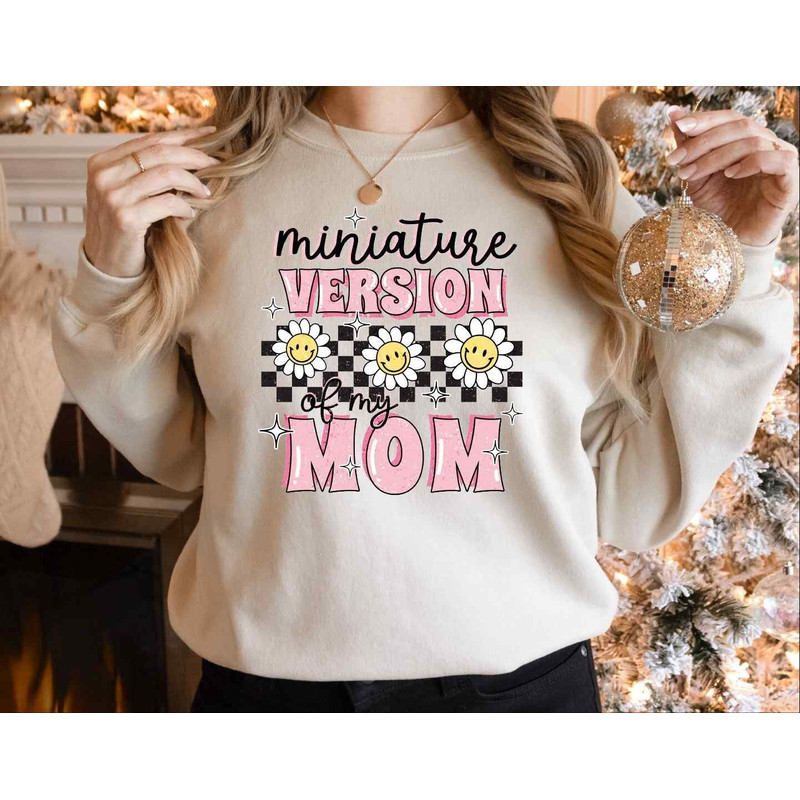 Miniature Version Of My Mom Sweatshirt, Mother Daughter Matchings Hoodie, Vintage Style Youth Sweater, Retro Boho Style Daughter Tree, A808.jpg