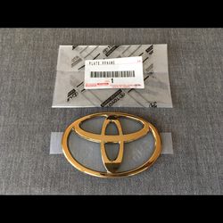 Toyota Genuine Gold Rear Emblem Badge for Land Cruiser 100