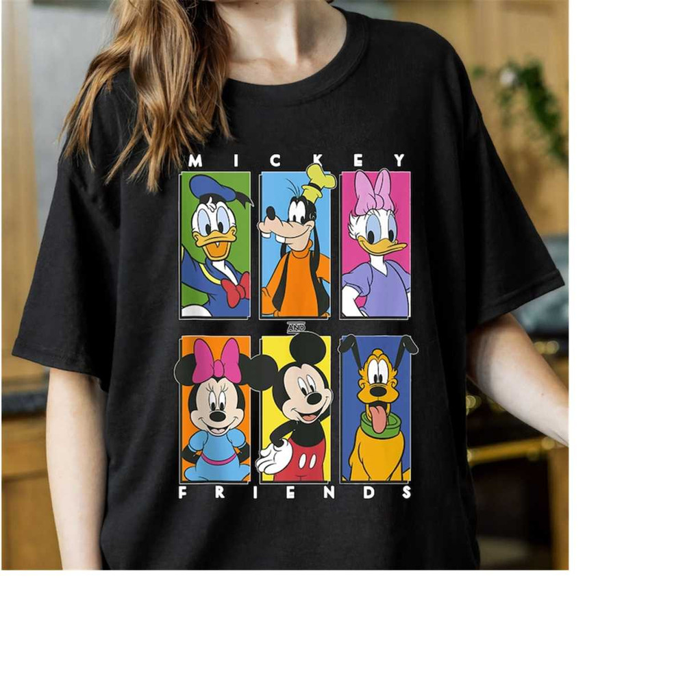 Disney Mickey and Friends Donald Duck Daisy Duck Goofy The Gang Friends Group Shot Panels Unisex Tee Adult T-shirt Kid S.jpg