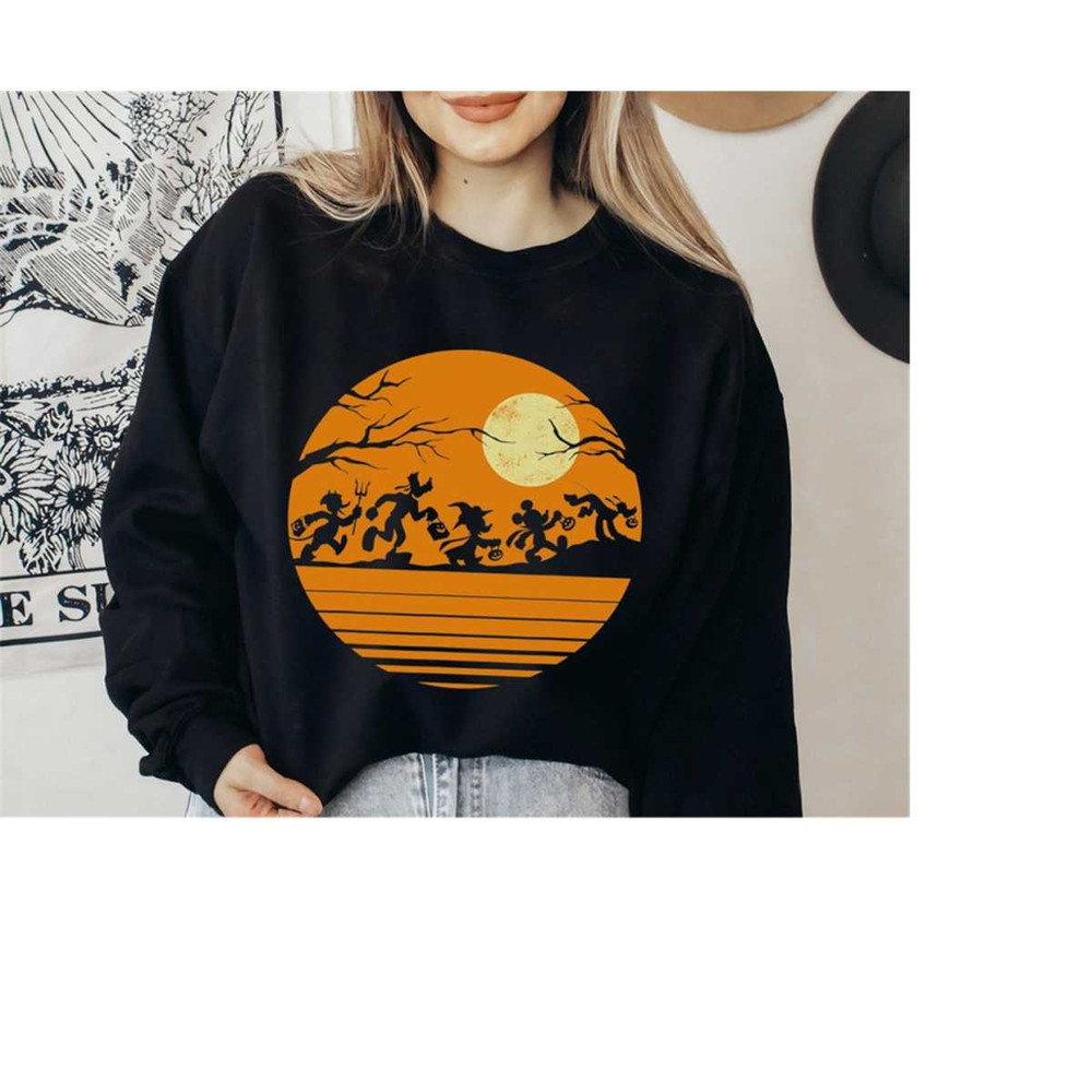 Disney Mickey Mouse and Friends Circle Halloween T-Shirt, Halloween Squad Shirt, Disneyland Halloween Party Matching Fam.jpg