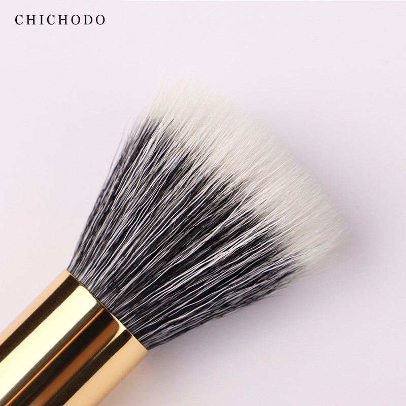 High Quality Soft Luxury Makeup Brush, Stippling Blush Brush, Animal Hair Red Rose Series Powder Face Brush