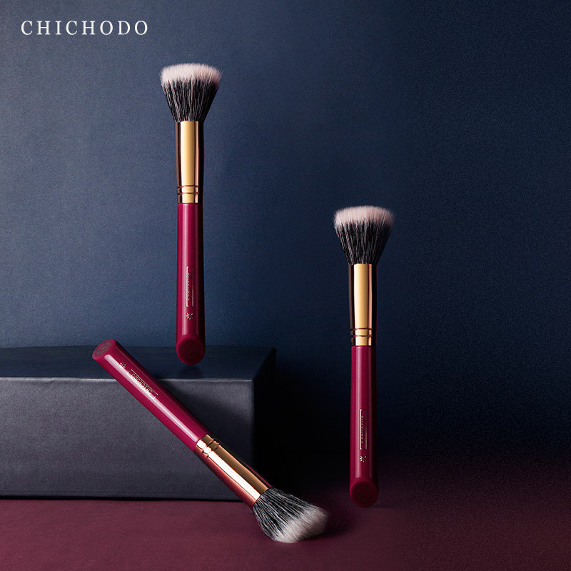 High Quality Soft Luxury Makeup Brush, Stippling Blush Brush, Animal Hair Red Rose Series Powder Face Brush