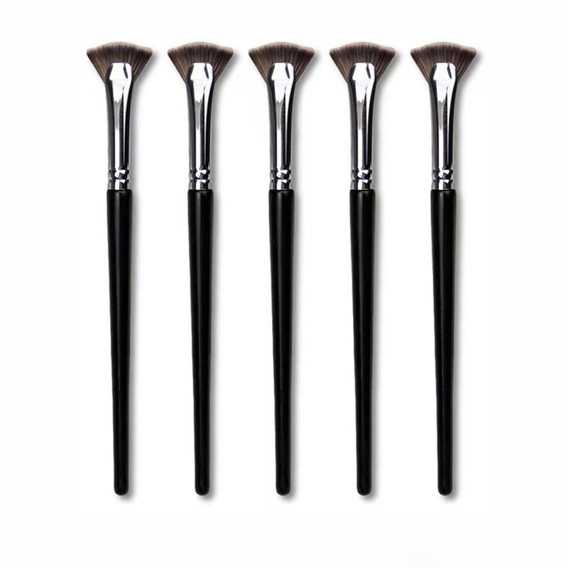 1PCS Fan Shaped Eyelash Brush Professional Makeup Tool, Soft No Shedding Mascara Brush, Highlighter Powder Smudge