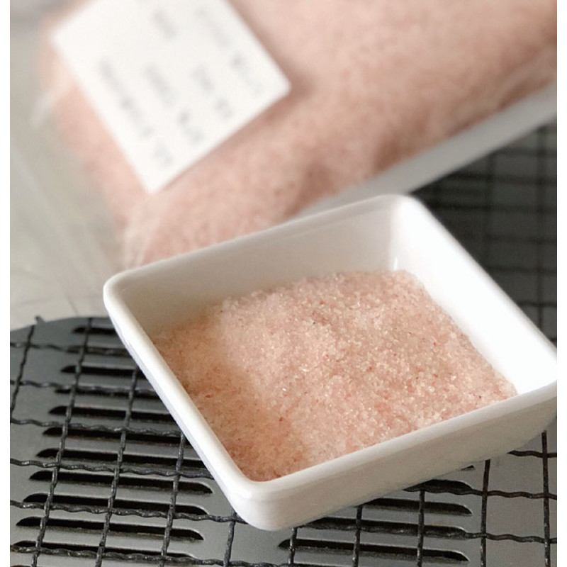 Pure Himalayan Pink Salt, 100g of Natural, Organic Mineral Salt